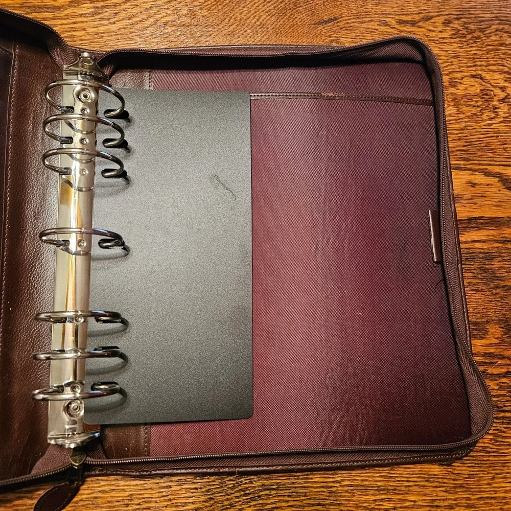 Day Timer Brown Faux Leather Zippered Portfolio Case Handle Business Organizer